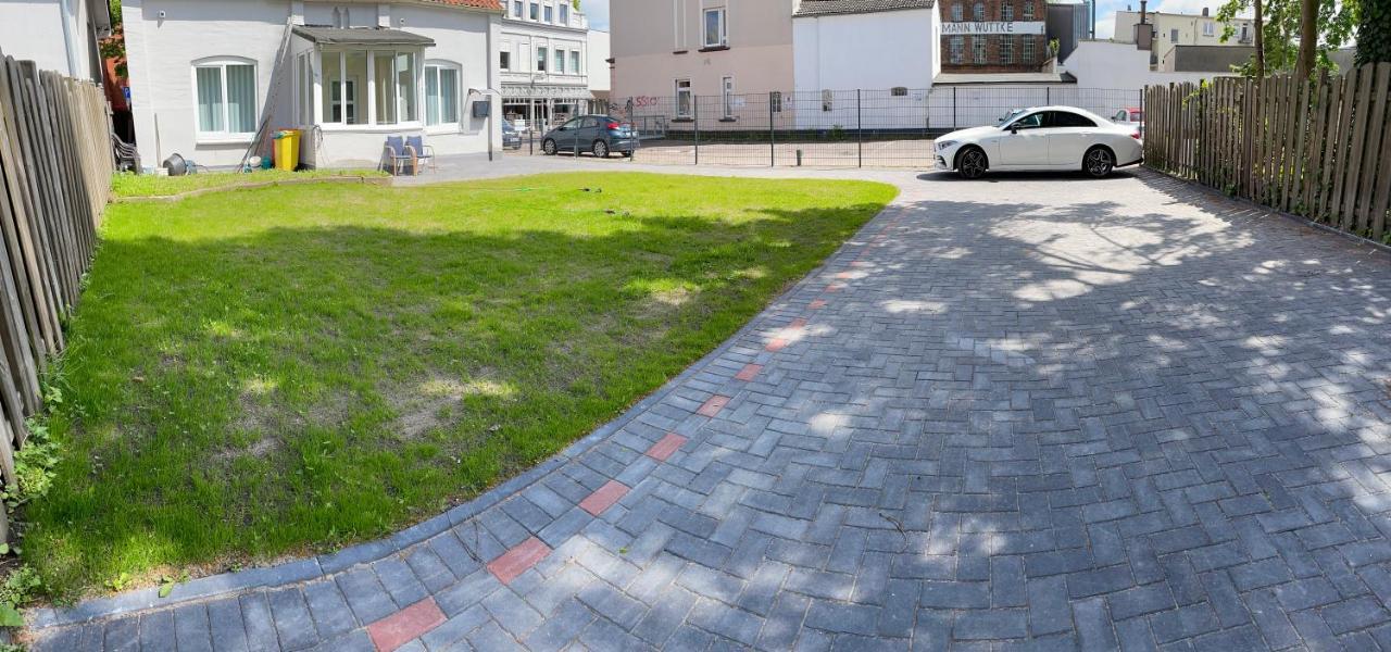 Citygluecknms - Direkt Am Bahnhof Und Einkaufszentrum 新明斯特 外观 照片