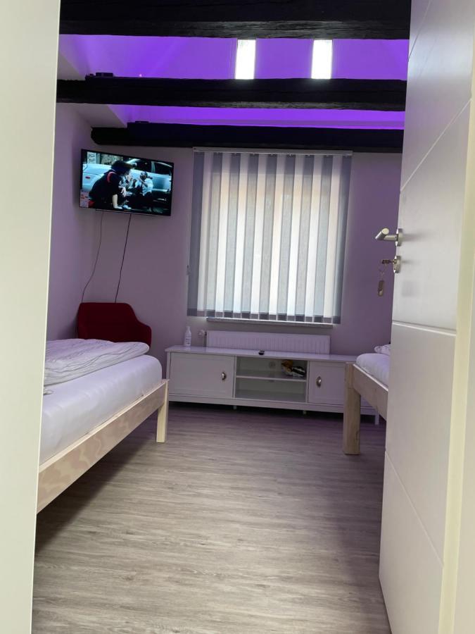 Citygluecknms - Direkt Am Bahnhof Und Einkaufszentrum 新明斯特 外观 照片